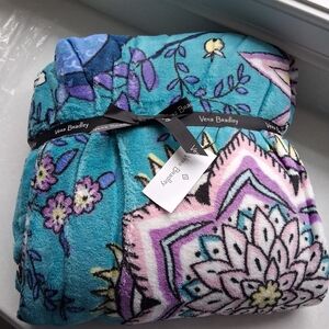 Vera Bradley Peacock Garden Throw Blanket